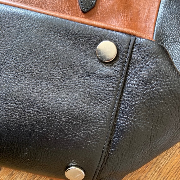 Fossil Leather Tote (Matching wallet available) - Picture 4 of 5